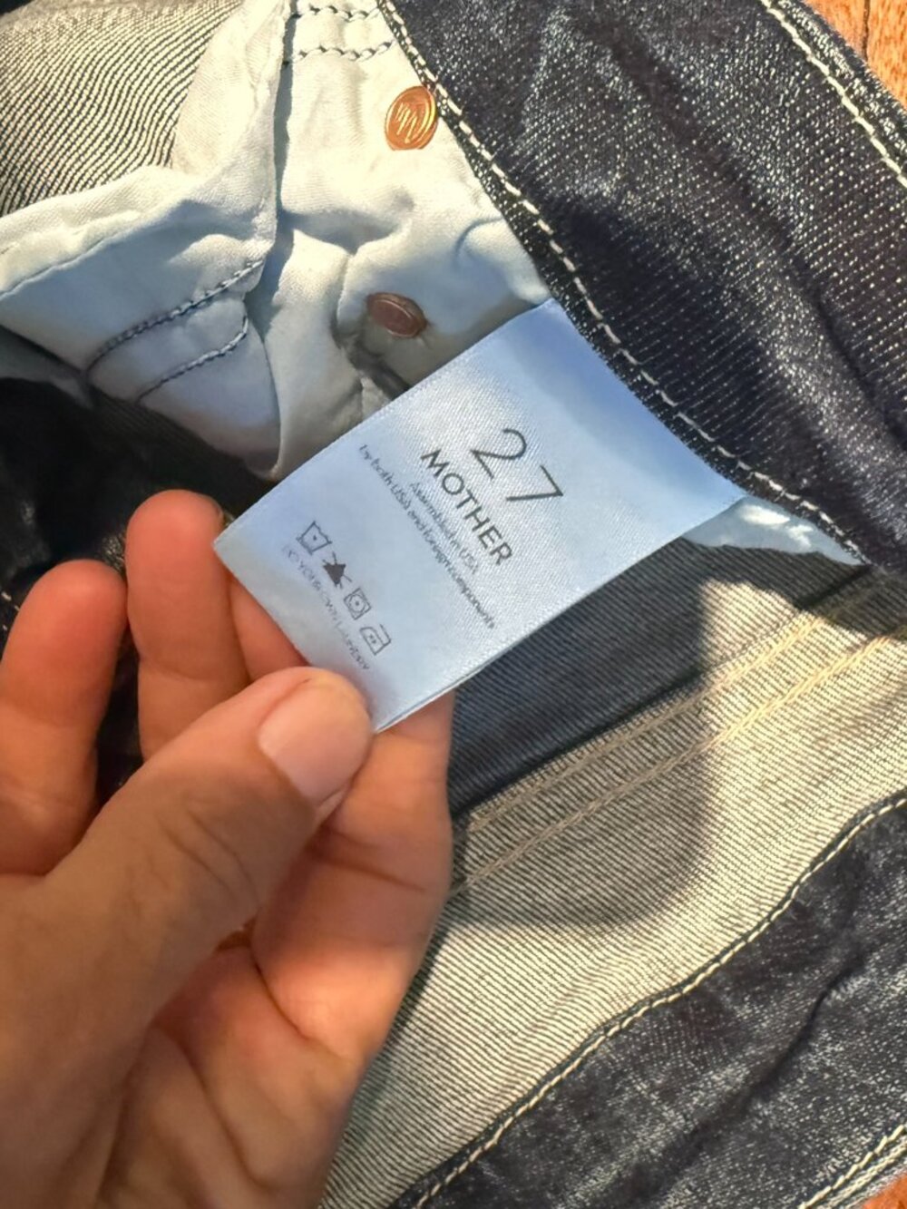 MOTHER JEANS: THE LOOKER CROP ON THE EDGE- SIZE 27 LIKE NEW!